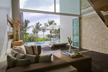 TANGO_online_75649128-h1-4._ocean_view_loft_-_living_room