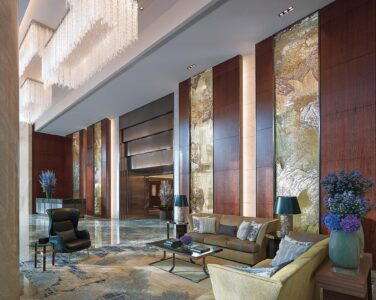 DESIGN & KUNST | Die Kunstwerke im Hotel zeigen einen gelungenen Mix bekannter Künstler aus Großbritannien und Asien sl_66p004h