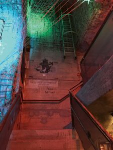 BUNKER D – Fadeninstallation von Mathias Wolf bunker_D_2_IMG_3133